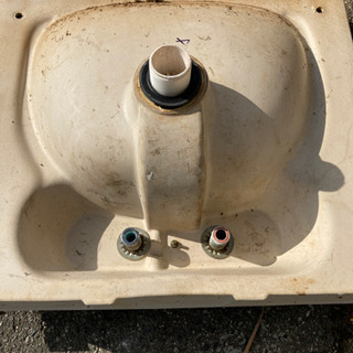 洗面台の陶器の画像