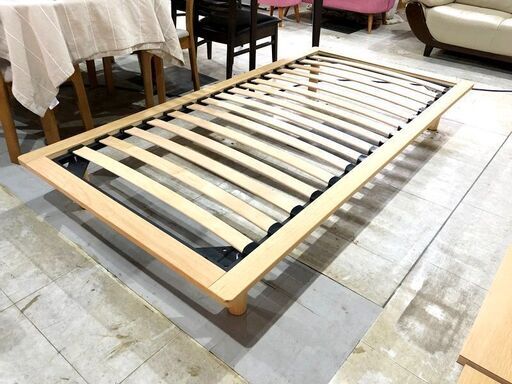 札幌近郊　送料無料　2018年製　無印良品 ベッドフレーム シングル オーク材 すのこ ウッドスプリング