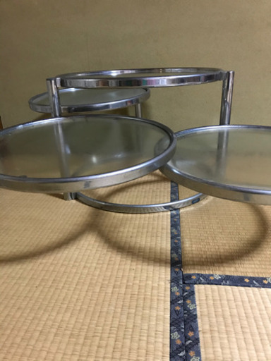 センターテーブル売ります。