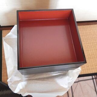 三段重　差し上げます。の画像
