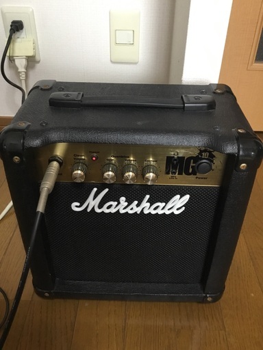 マーシャル アンプ MG10＋FENDER＋スタンド