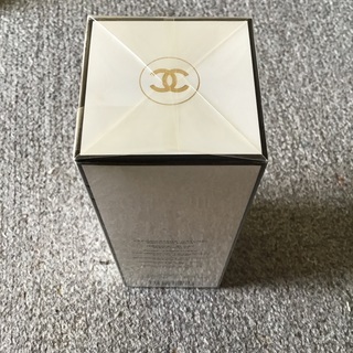 シャネルN°5 オードトワレ100ml 未開封の画像