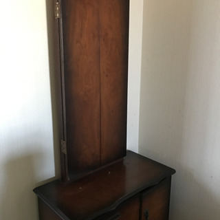 昭和レトロなドレッサー