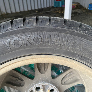 スタッドレスタイヤホイールセット205/55R16 7分場所によ...