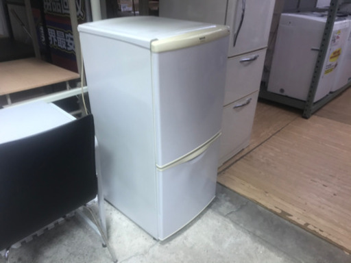 【リサイクルショップ八光　安心の1か月保証　旧鹿児島市内配達・設置無料】122L パーソナル冷蔵庫 NR-B12JA 　ライトグレー