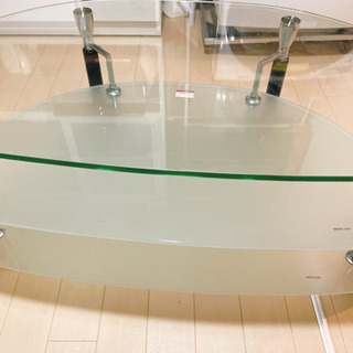 【再出品】ガラス製テレビ台