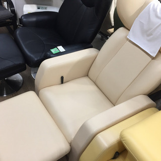 リクライニングチェア oliver ベージュ 販売中です!!の画像