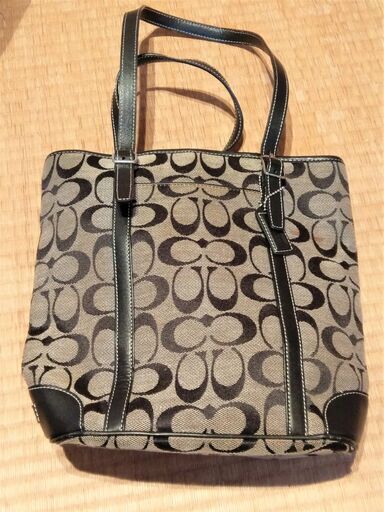 【中古】COACH　コーチ　トート　バッグ　シグネチャー　黒