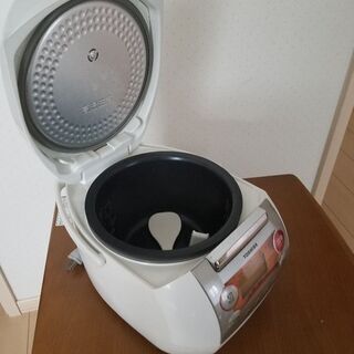 5合炊飯器の画像