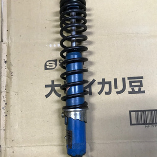 カヤバ KYB製　リアサスペンション リアショックの画像