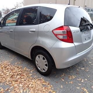 フィット*　ＧＦパッケージ*　本車検2年付*　キーレス*　ＥＴＣ*　4万キロ～* の画像