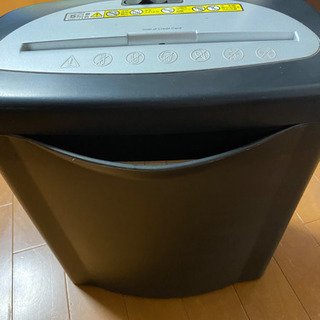 ❅　家庭用　電動シュレッダー　❅の画像