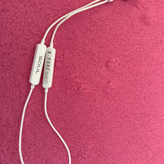 Bluetoothイヤホン　ホワイト