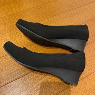 最終値下げ！　黒　パンプス　Lの画像