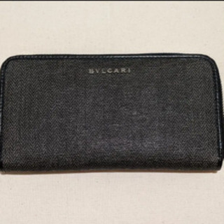BVLGARIウィークエンド長財布
