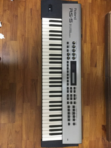 ローランド　シンセサイザー　RS-5