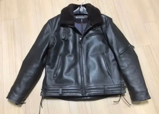 牛革　ライダースジャケット