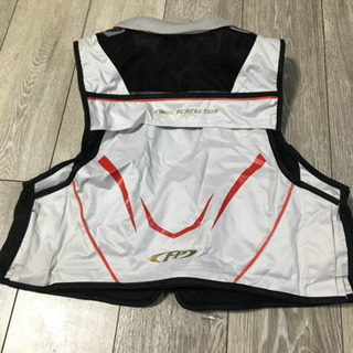 フィッシングベスト(渓流釣り用)の画像