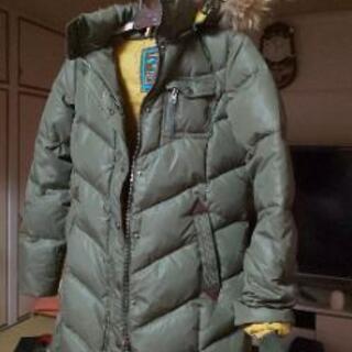 ダウン&フェザーグリーンコートの画像