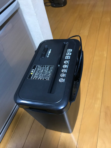 シュレッダー　アイリスオーヤマ株式会社製