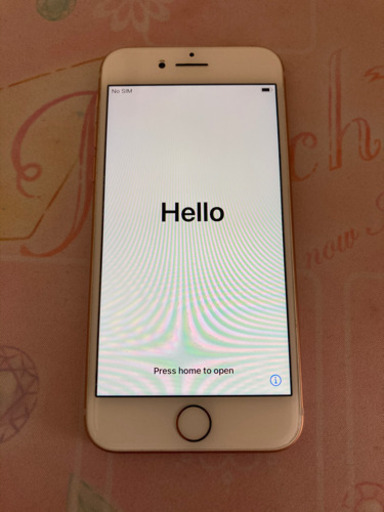iPhone8 ゴールド