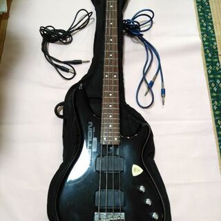 エレキベース　YAMAHA　MB-3