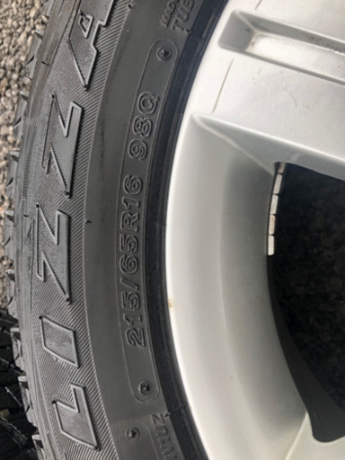 スタッドレスタイヤホイールセット　ブリザックDM-V1