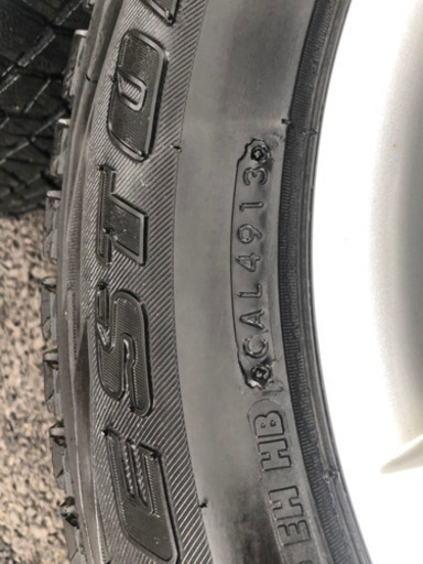 スタッドレスタイヤホイールセット　ブリザックDM-V1
