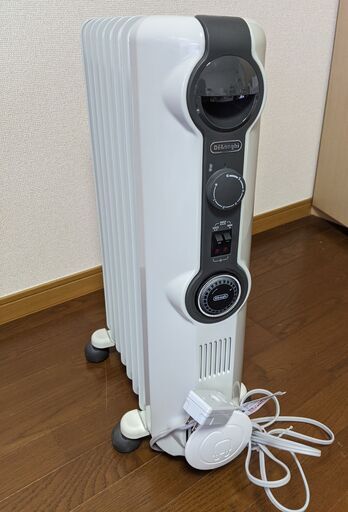 【注意事項あり】デロンギ　オイルヒーター　HJ0812