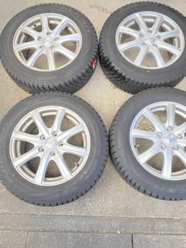 スタットレスタイヤ　4本セットホイール付き