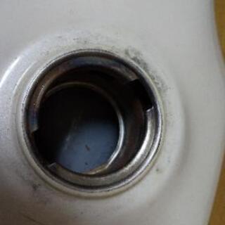 グラストラッカー 純正タンクなどの画像