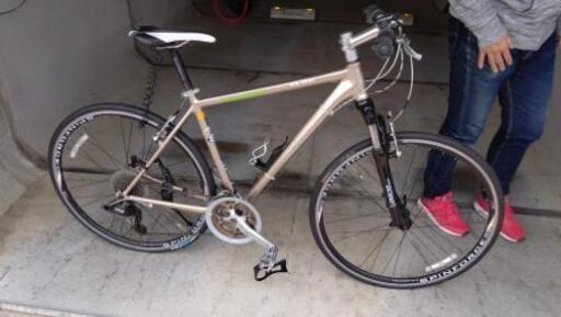 GIANT製　GLIDE R3 ロードバイク　自転車