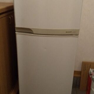 シャープ　SHARP　225l ノンフロン冷凍冷蔵庫SJ-23TM-W　の画像
