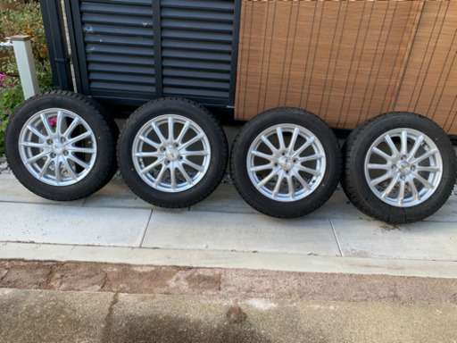 スタッドレスタイヤ　ホイールセット　175/65R15