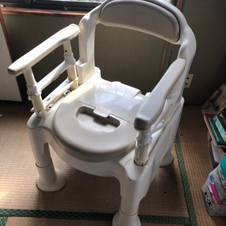 介護用　トイレ