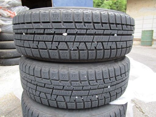 スタッドレスタイヤ　175/65/14　アルミホイール付