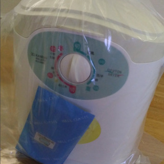 ★未使用２０００円★　ふとん乾燥機　ＫＵ-5000