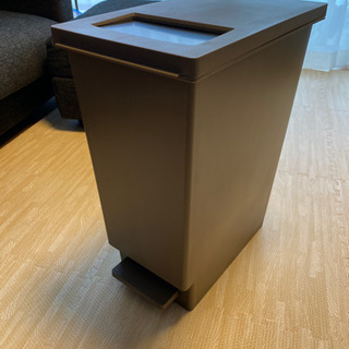 【0円でお譲りします】ゴミ箱の画像