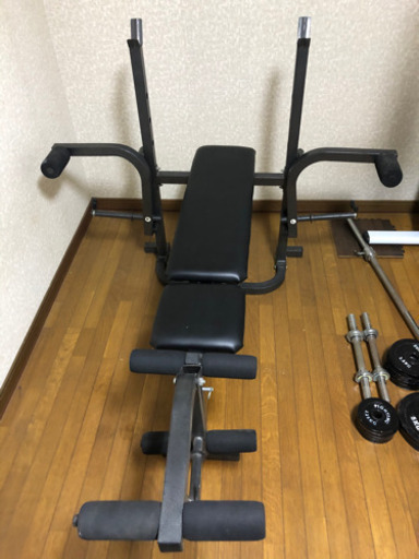 ベンチプレス　ホームジム　バーベル　ダンベル　プレート