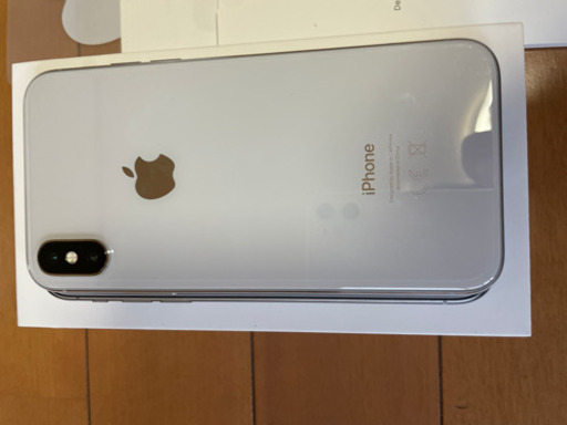 iPhone X 256GB silver 海外simフリー版