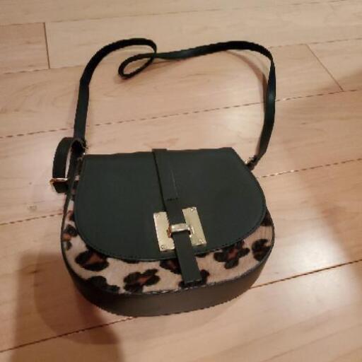 ショルダーバッグ