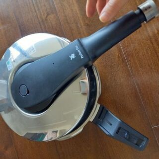 圧力鍋　WFM  4.5Lの画像