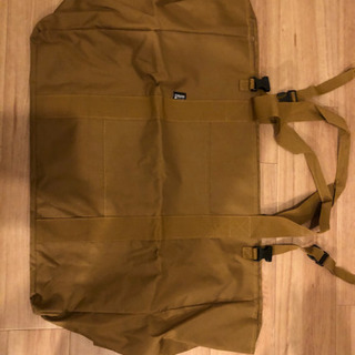 アウトドア用品セット、焚火ウエア、トート、ギアバッグの画像