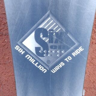 six`em/シックスエム スノーボード 2点セット 板 149cm キャンバー switch/スウィッチ バインディング Sサイズ☆ PayPay(ペイペイ)決済可能 ☆ 札幌市 豊平区 平岸 スノボの画像