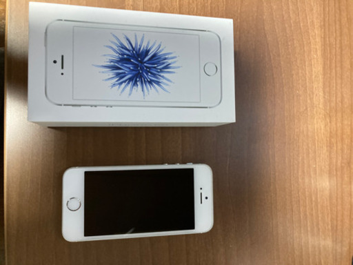 iPhoneSE 32G SIMフリー