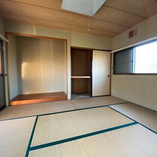 ジモティー限定★入居費用5.3万円★亀山市南鹿島町１K借家★ペット飼育可能 − 三重県