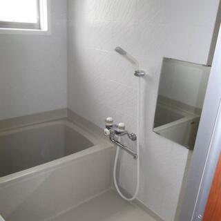 ジモティー限定★入居費用5.3万円★亀山市南鹿島町１K借家★ペット飼育可能 - 不動産