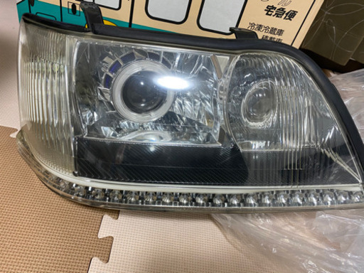 17マジェスタ ヘッドライト