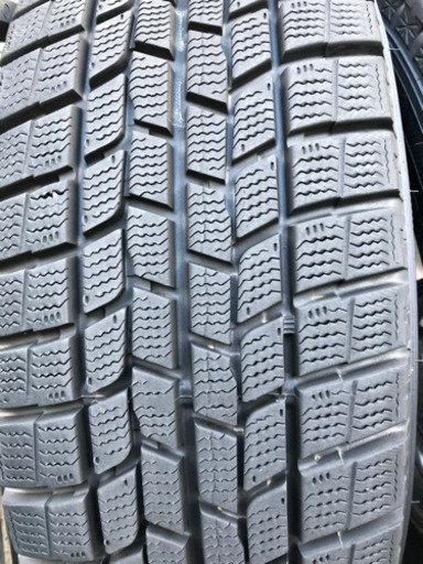 スタッドレスタイヤ　R16/215/65 ICE Navi6