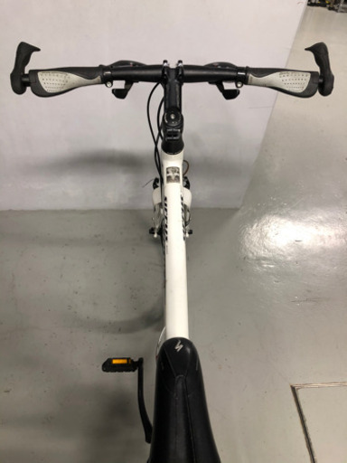 Specialized クロスバイク Sirrus